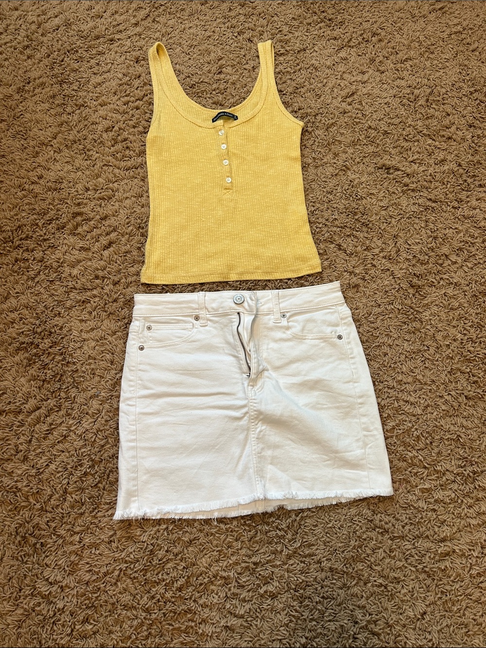 American Eagle white denim skirt size 6 & Abercrombie yellow tank small